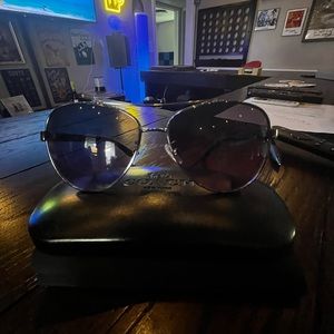 COACH*Horse And Carriage Pilot Sunglasses